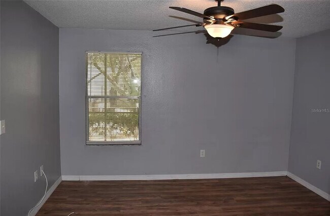 Foto del edificio - 623 Dory Ln