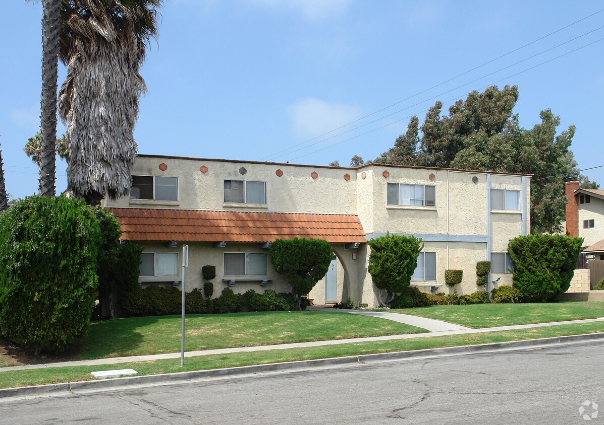 Building Photo - 6419 Whippoorwill St