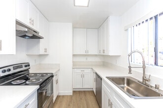 Interior Photo - Valle at Escondido