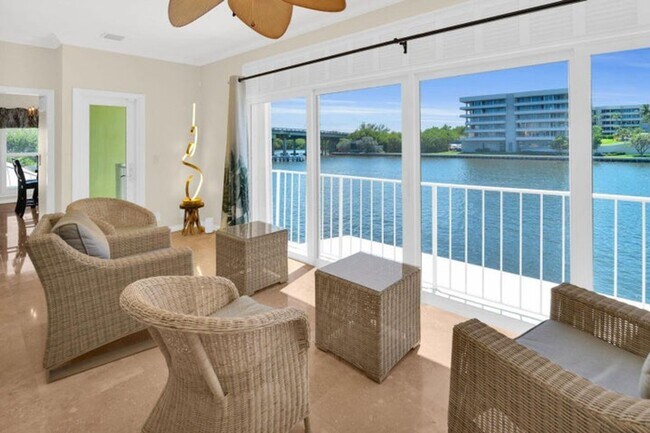 Foto del edificio - 1704 Del Haven Dr
