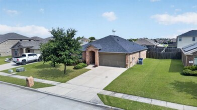 Building Photo - 416 Azalea Dr