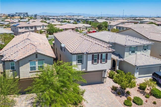Building Photo - 9136 Cocowoods Pl
