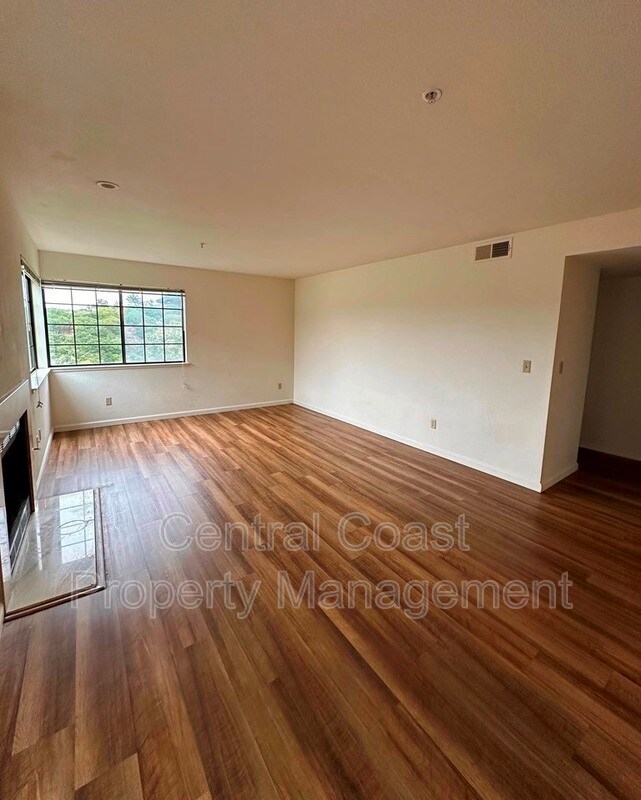 Foto del edificio - 311 Quail Run Ct