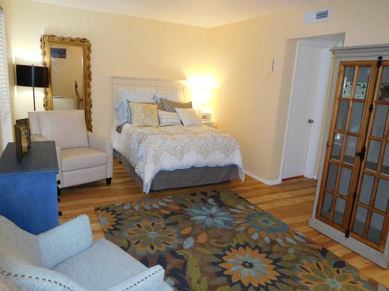 Foto principal - 910 W 26th St