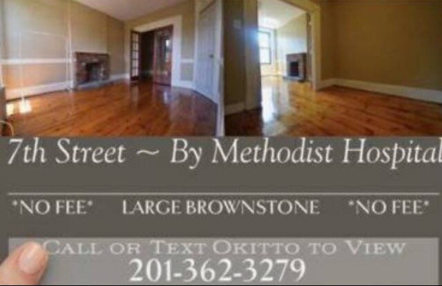 Primary Photo - 476 7th St