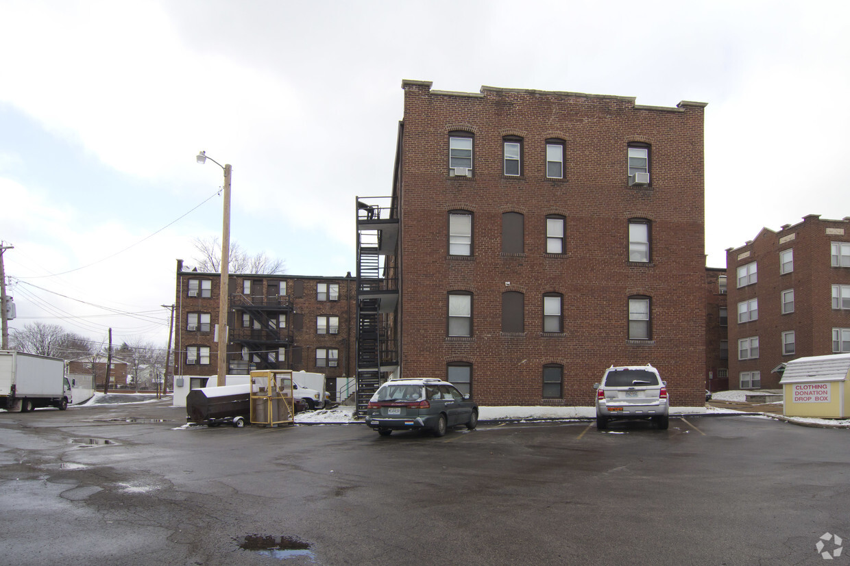 Building Photo - 2604 Bellevue Ave