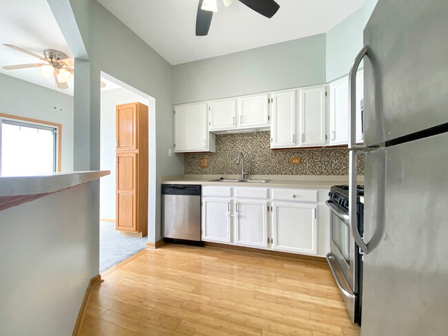 Building Photo - 17617 Horseshoe Ln