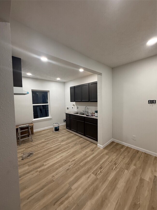Foto del edificio - 7023 Canal St