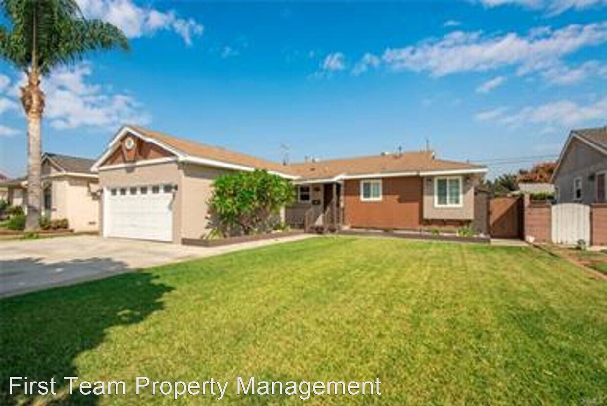 Primary Photo - 3 br, 2 bath House - 5818 Woodruff