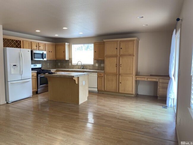 Building Photo - 2505 Rio Rico Ct
