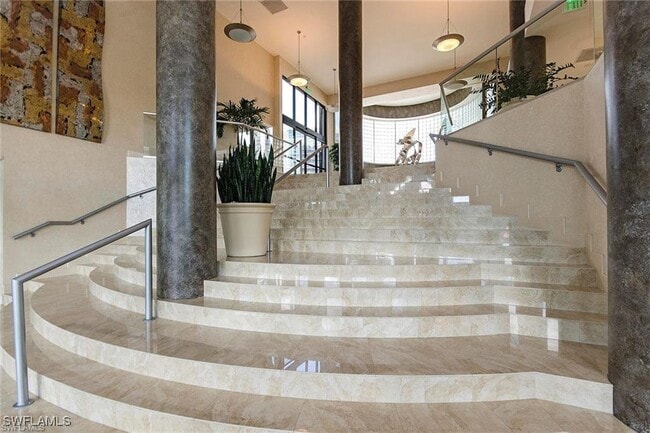 Foto del edificio - 4751 Gulf Shore Blvd N