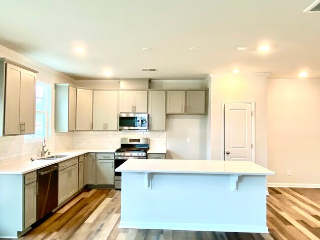 Foto del edificio - 6513 Tremolo Trl