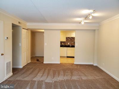 Building Photo - 7630 Provincial Dr