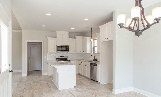 Building Photo - 10594 Dodger Dr