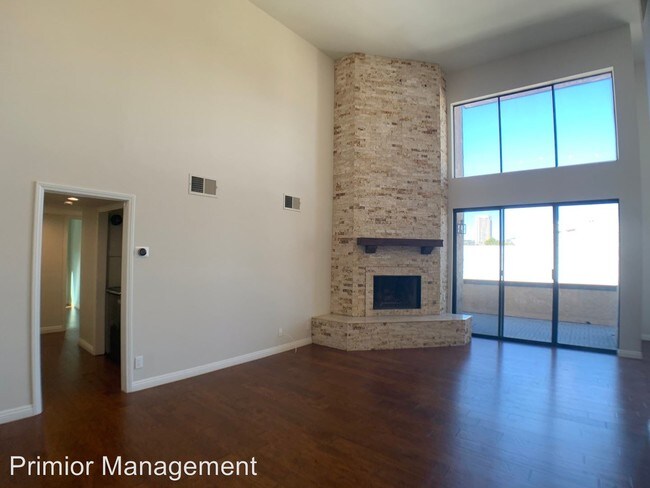 Building Photo - 10327 Missouri Ave