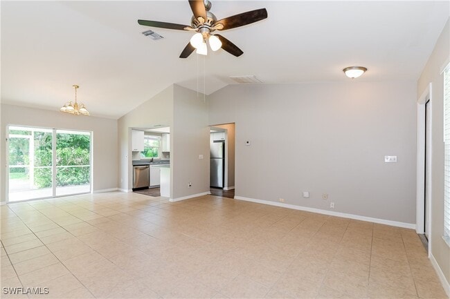 Foto del edificio - 1322 SE 33rd Terrace