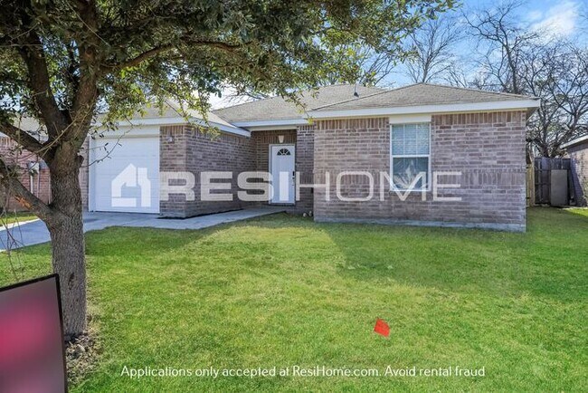 Foto del edificio - 3128 Ronay Drive