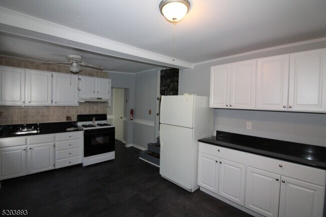 Foto del edificio - 172 Musconetcong River Rd