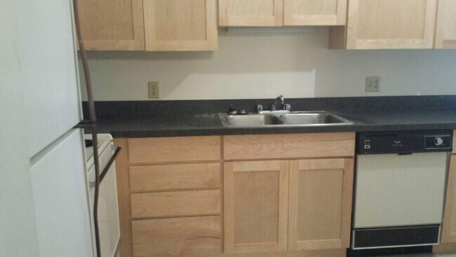 Foto del edificio - 5795 Pershing Ave