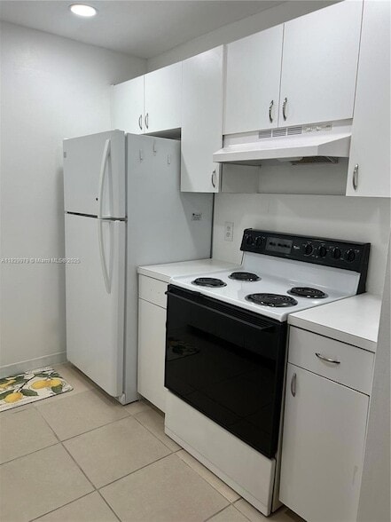 Building Photo - 13355 SW 9th Ct