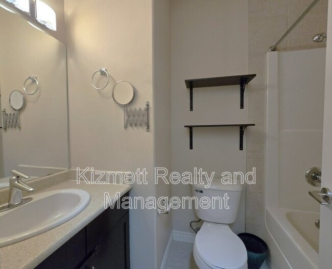 Building Photo - 9603 98 Ave NW