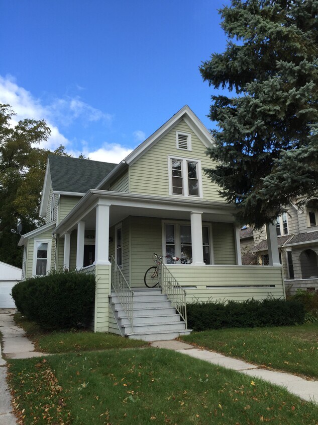 1618 North 6th Street, Sheboygan, WI 53081 Townhome Rentals in Sheboygan WI