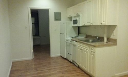 Foto del edificio - 315 E 49th St