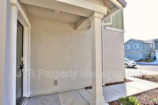 Building Photo - 2097 Shady Tree Cir