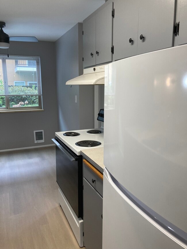Building Photo - Cameo Apartments