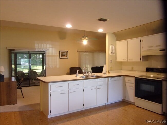 Building Photo - 624 W Diamond Bird Loop