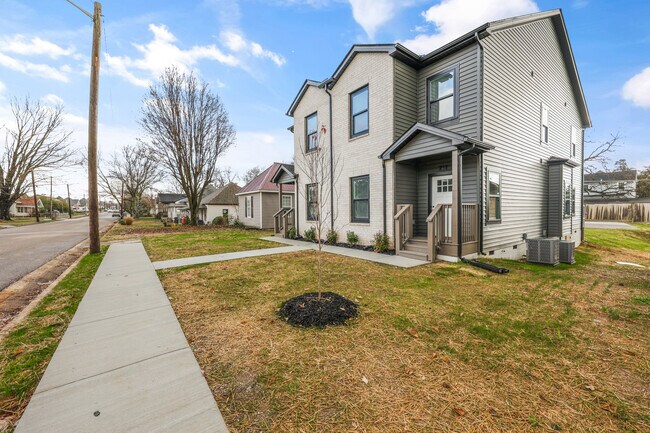 Foto del edificio - 212 E Morelia Ave