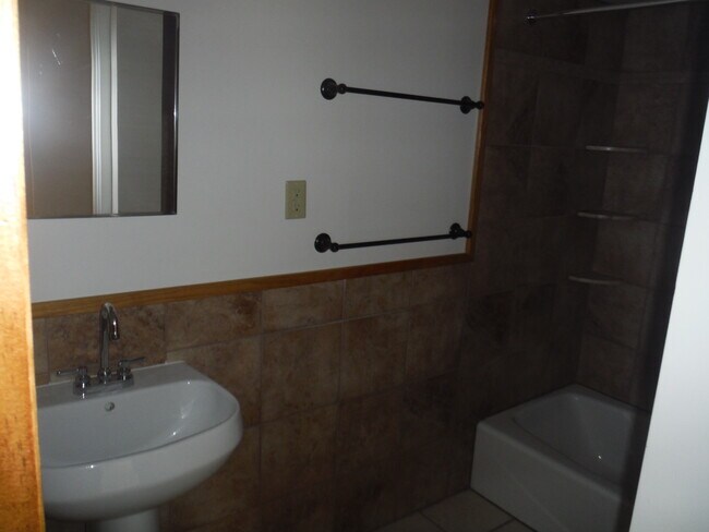 Foto del edificio - 129 5th St