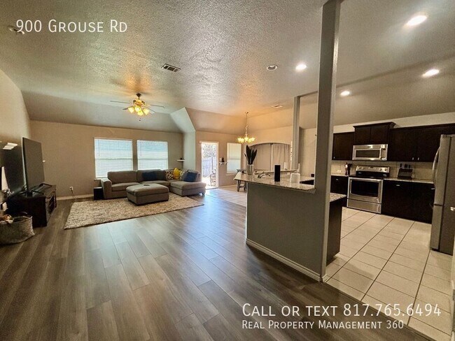 Building Photo - 900 Grouse Rd