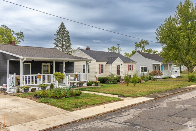 Rows of bungalow- and ranch-style homes line downtown Yorktown.