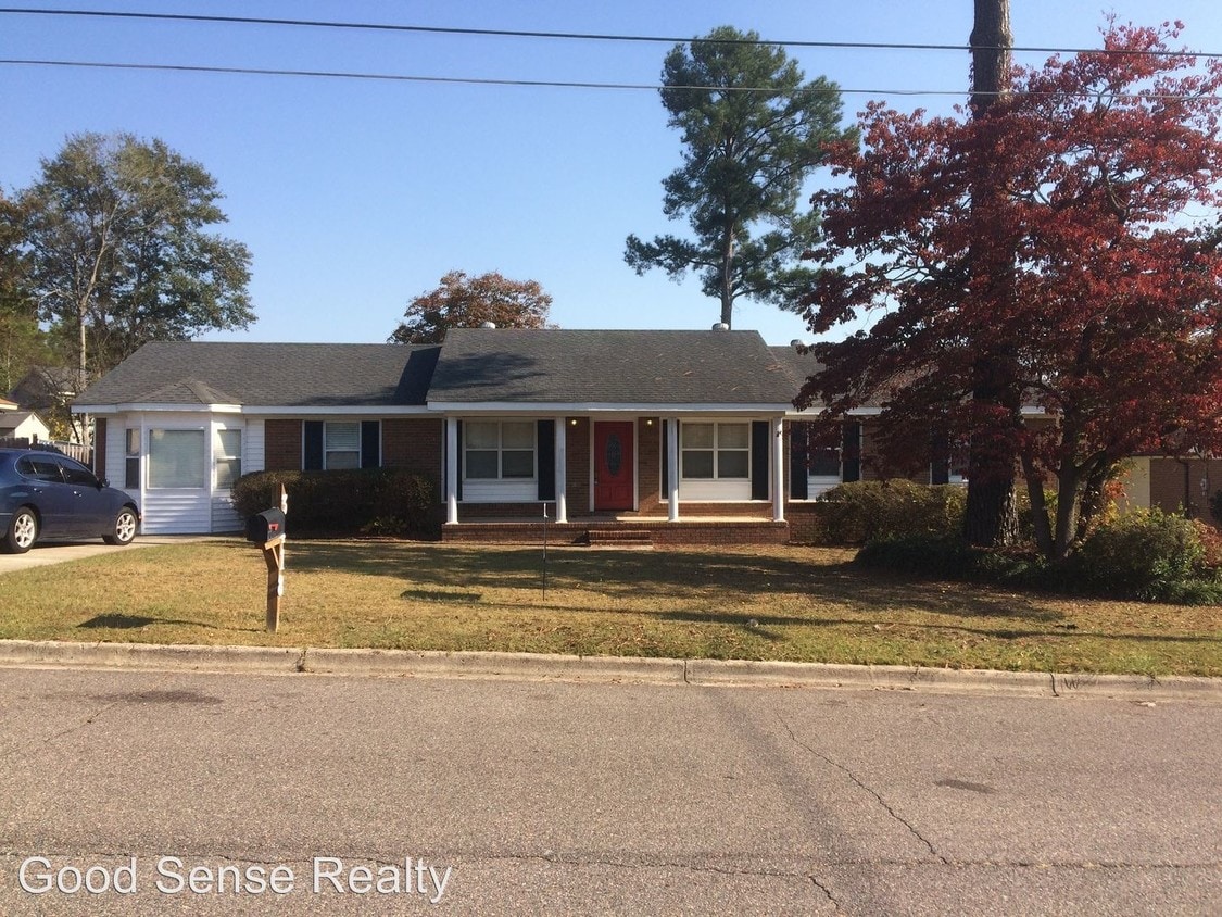 Primary Photo - 3 br, 2 bath House - 3418 Sutton Place
