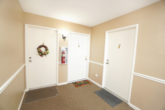 Building Photo - 9481 Canyon Pass Dr