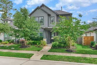 Building Photo - 222 Thistle Dr