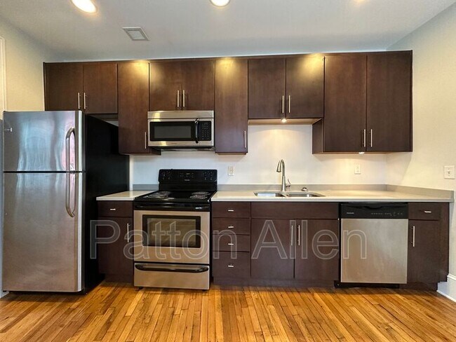Foto del edificio - 444 Haywood Rd