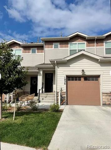 Foto del edificio - 1038 Oak Cir
