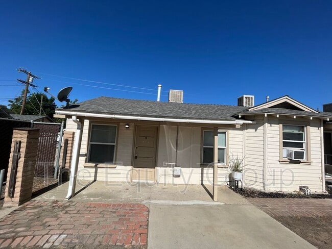 Building Photo - 1205 N Willis St