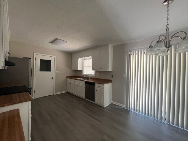 Foto del edificio - 9330 Castle Falls Cir