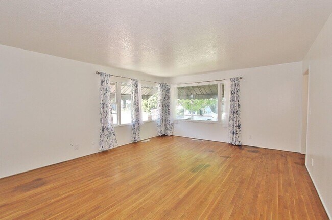 Foto del edificio - 1210 N 20th St