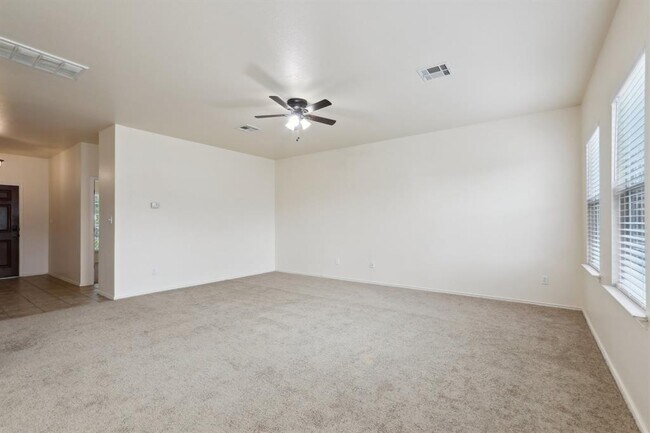 Foto del edificio - 11725 Timber Heights Dr