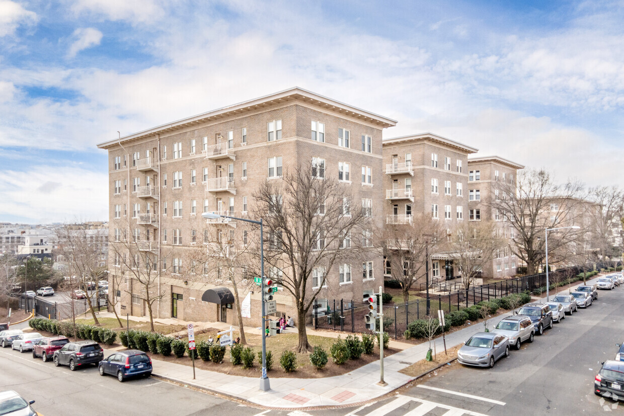 Foto principal - Wardman Court