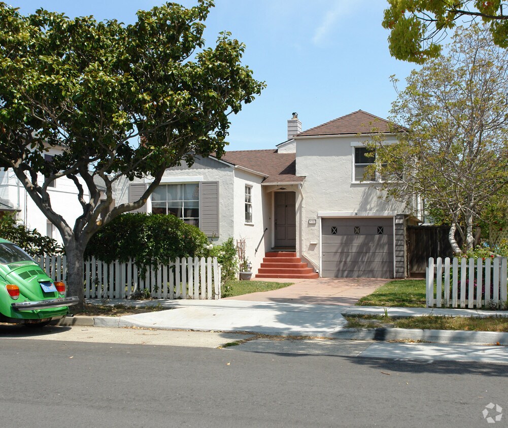 Foto principal - 931 S Humboldt St