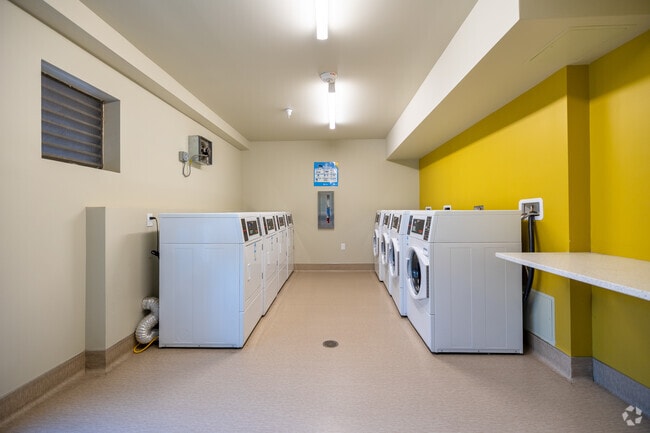 Laundry Facility - Juniper Grove