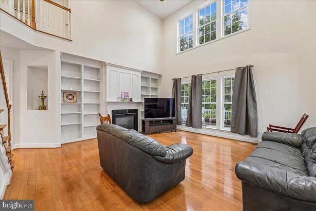 Foto del edificio - 9529 Mountwood Dr