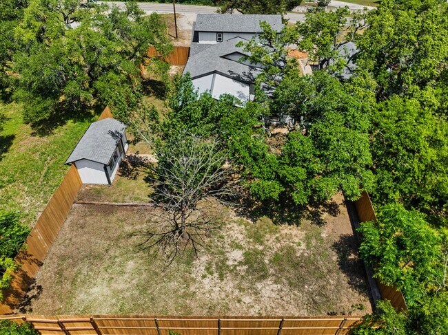 Foto del edificio - 6501 Thomas Springs Rd
