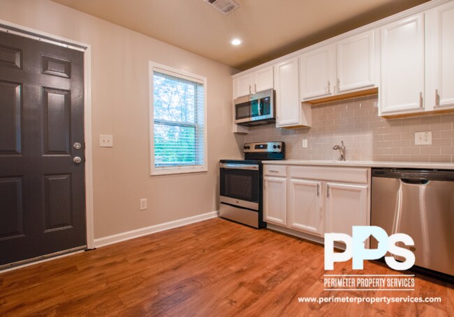 Foto del edificio - 2145 Bolton Rd NW