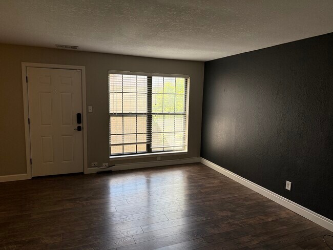 Foto del edificio - 2922 SW Lydia Ave
